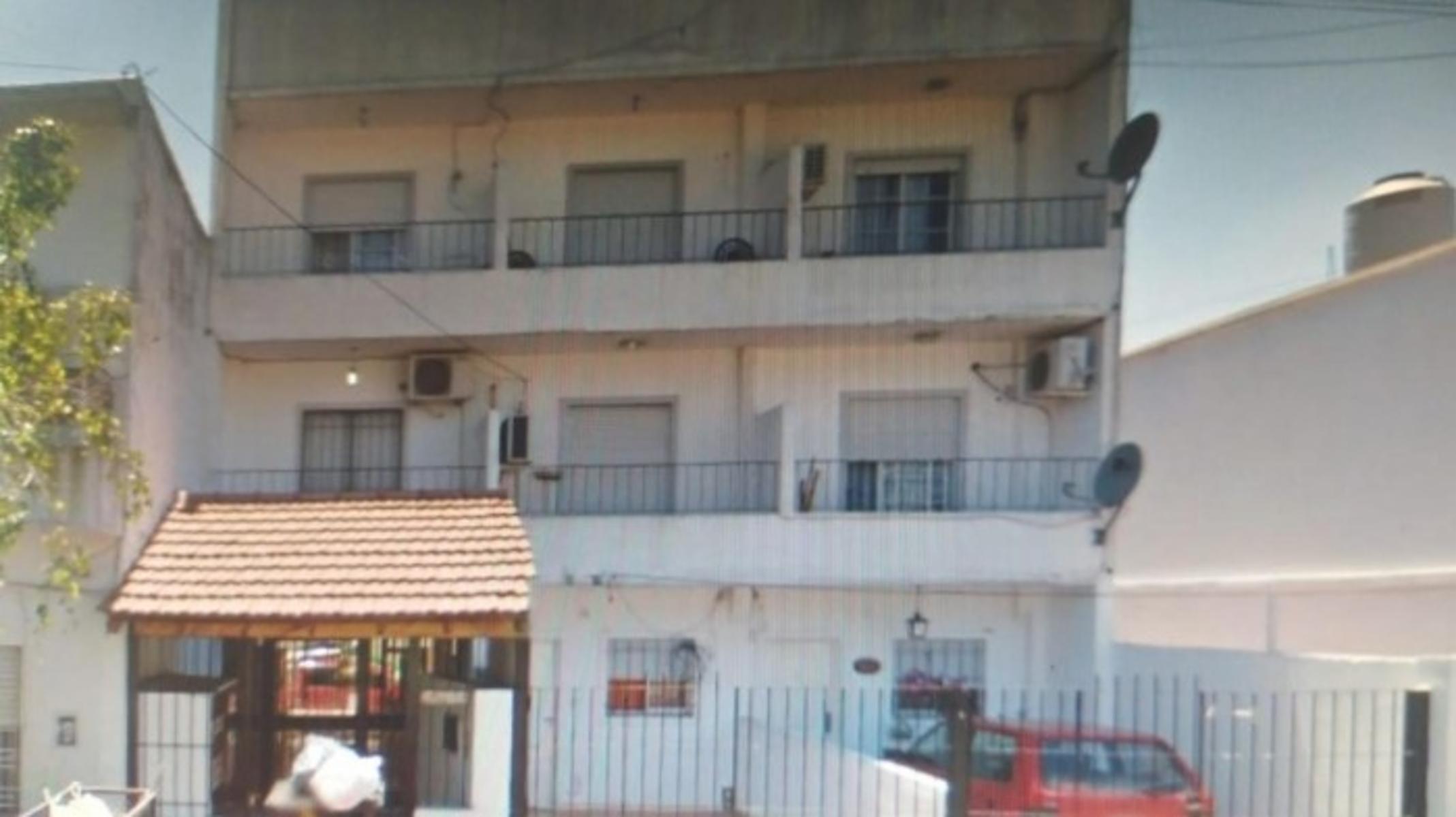CENTENERA 2082 · La Matanza — foto 4