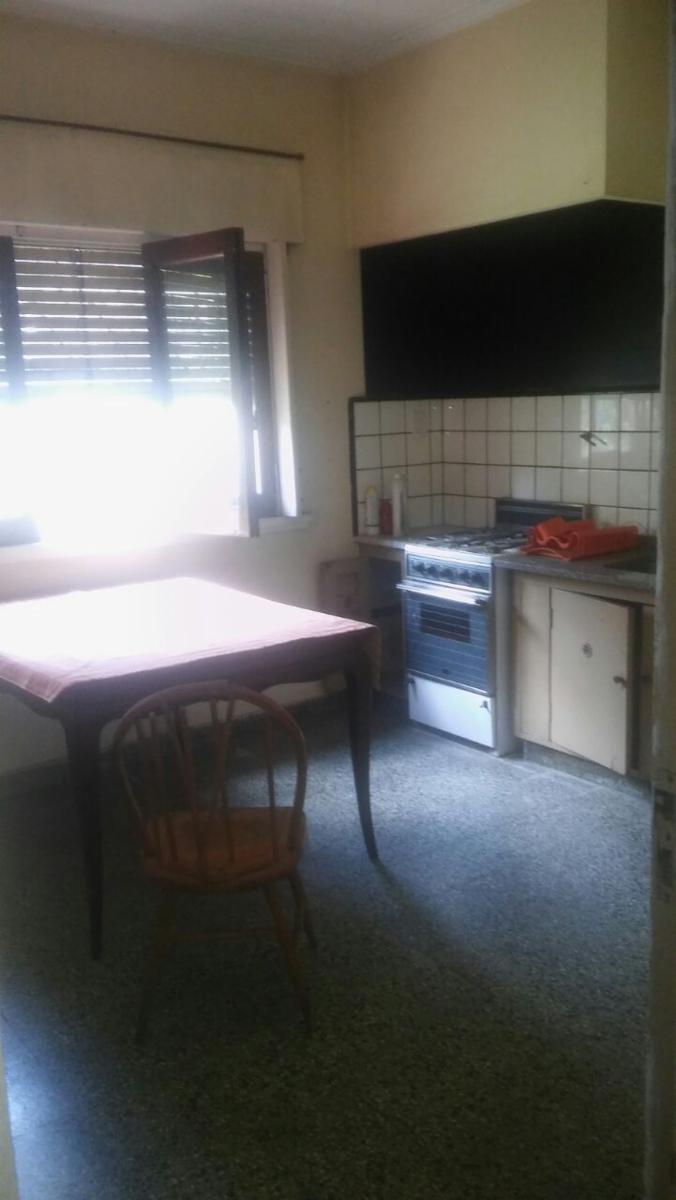 AMANCIO ALCORTA 227 · Almirante Brown — foto 8