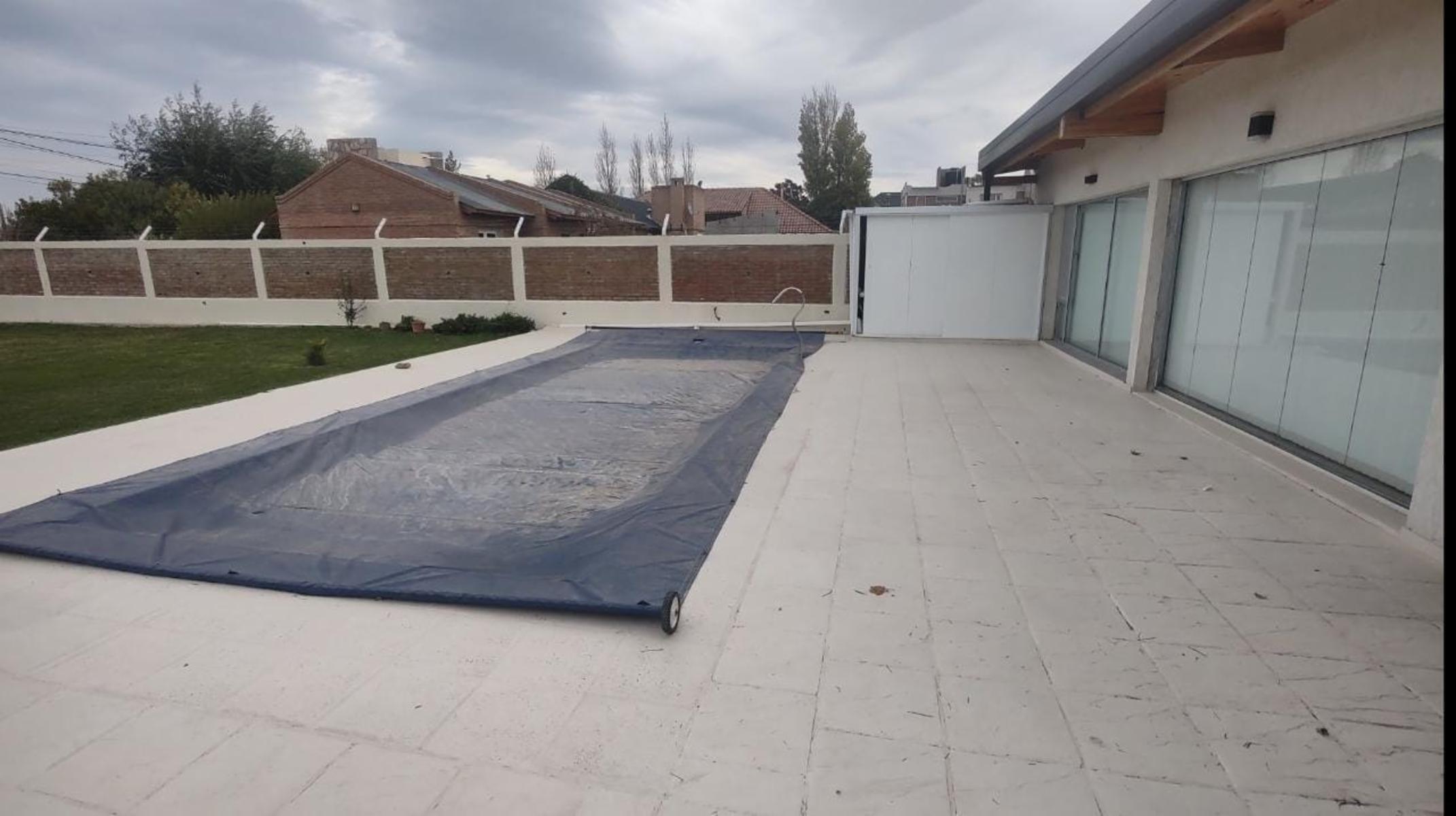 Avenida H. Yrigoyen y calle Moriah · Rawson — foto 4