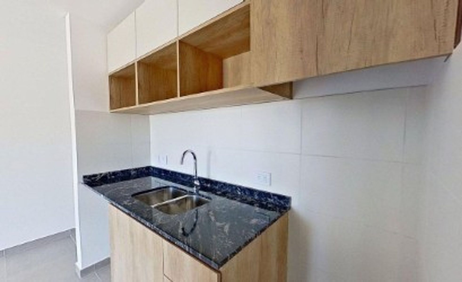 AZUL 1046 · Morón — foto 18