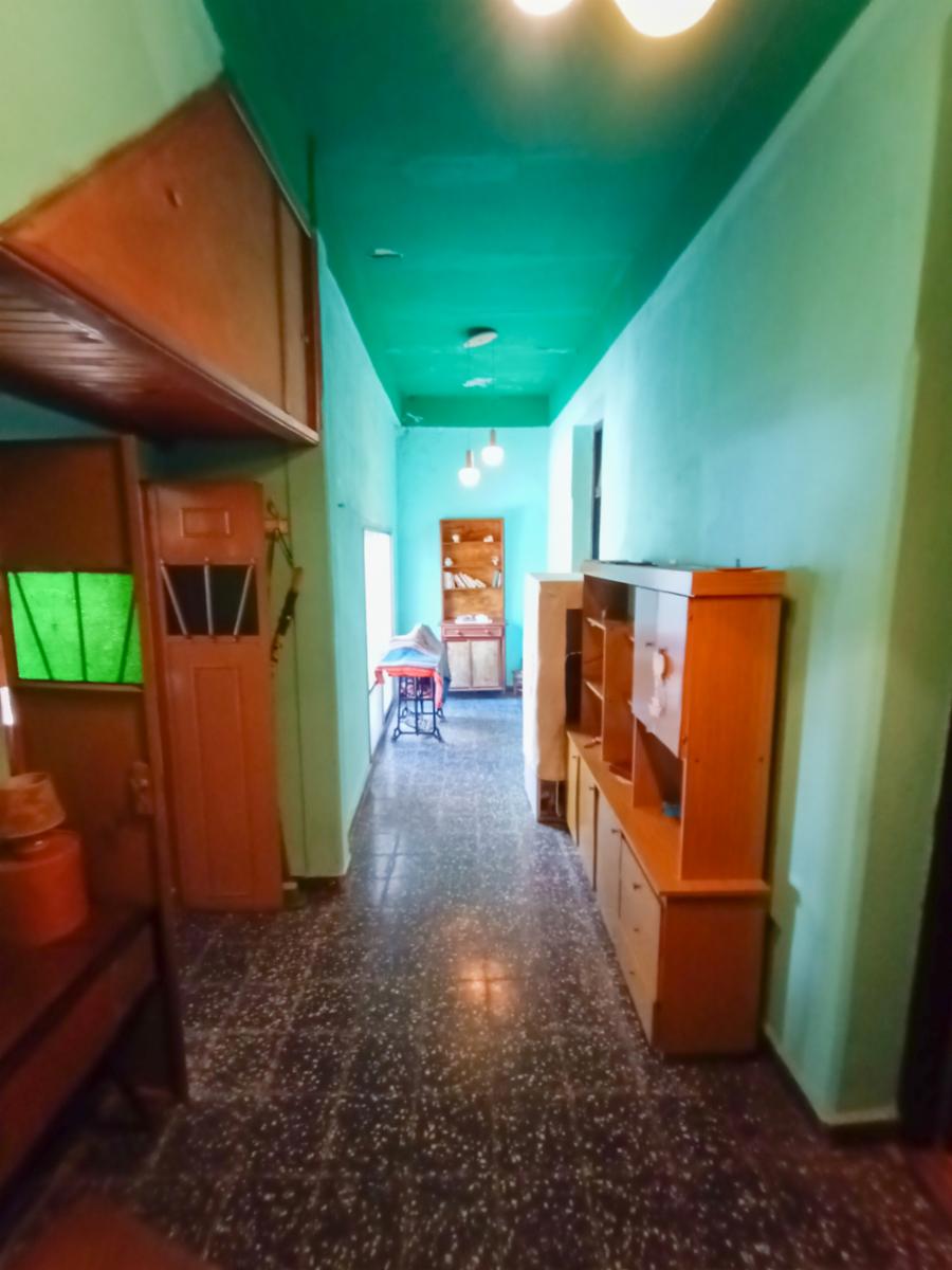 Carlos Croce al 5100 · Lanús — foto 4