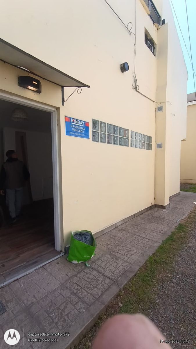 Aristobulo del Valle 2557 · Moreno — foto 3