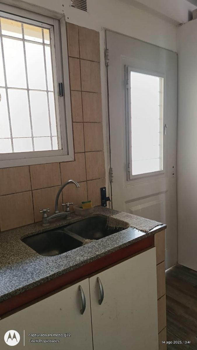 Aristobulo del Valle 2557 · Moreno — foto 4