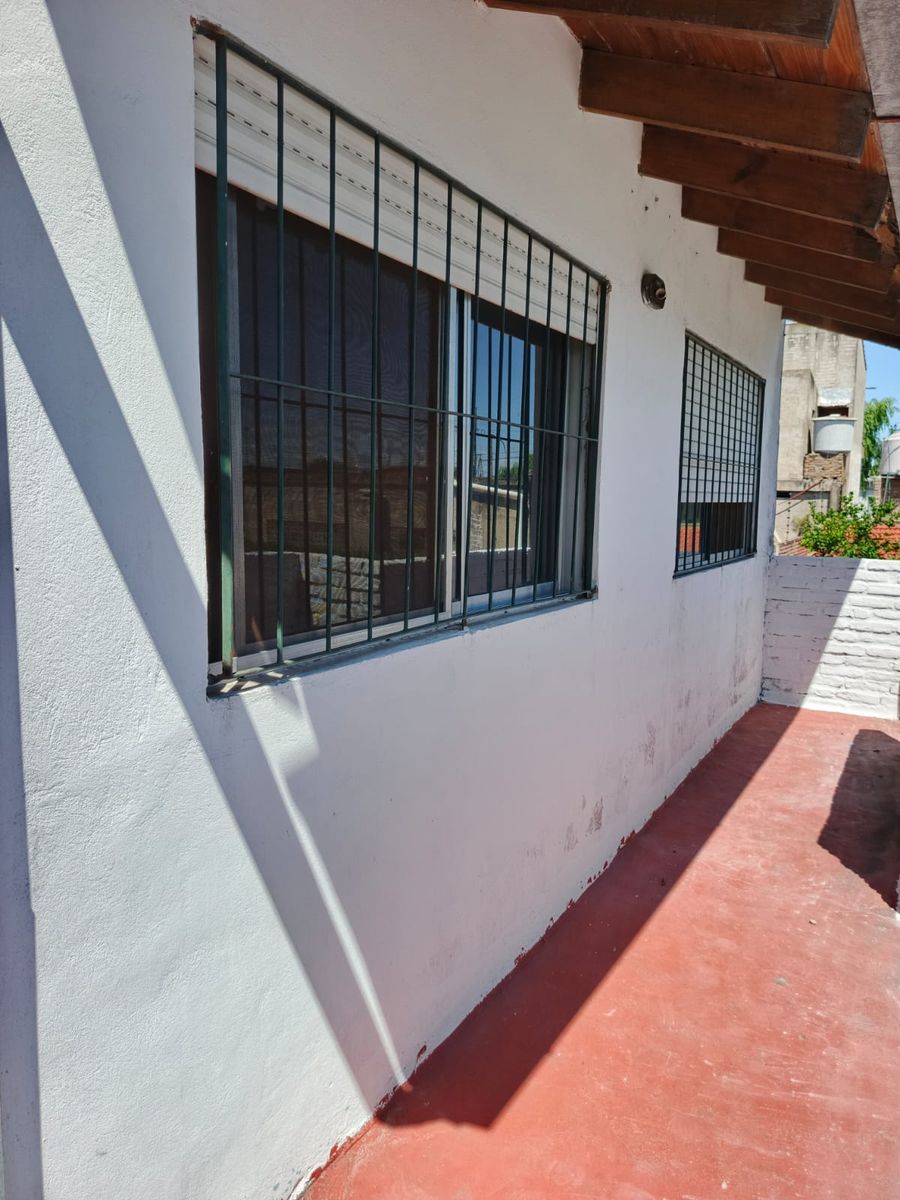 LITUANIA 3600 · Lanús — foto 20