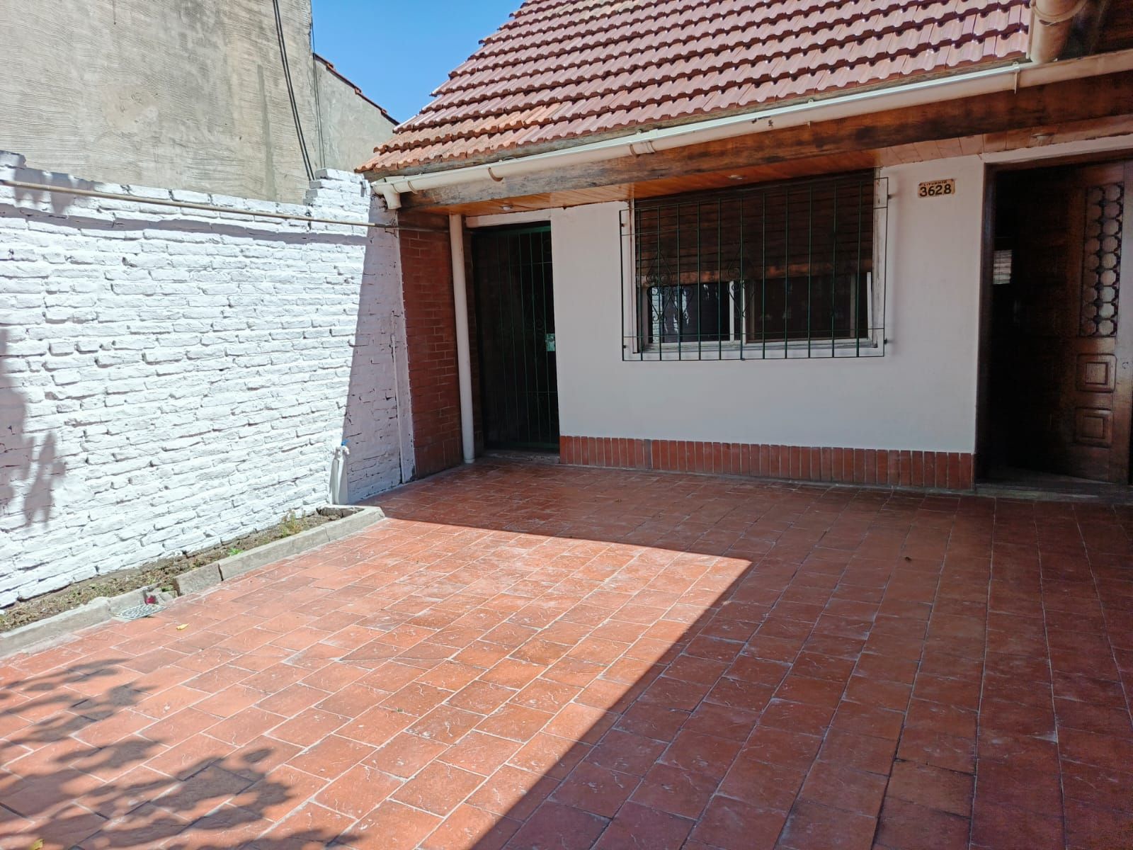LITUANIA 3600 · Lanús — foto 3