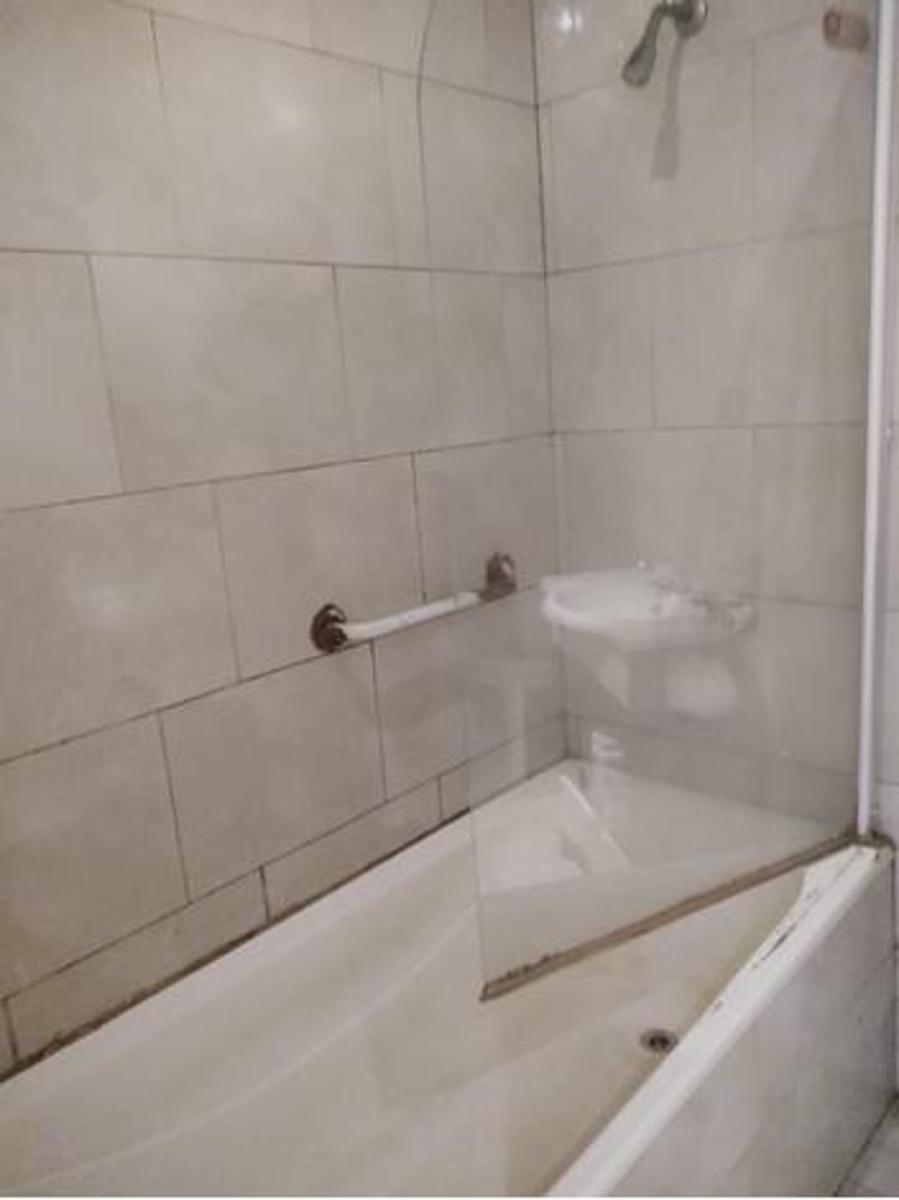 Pino 2000 · Morón — foto 6