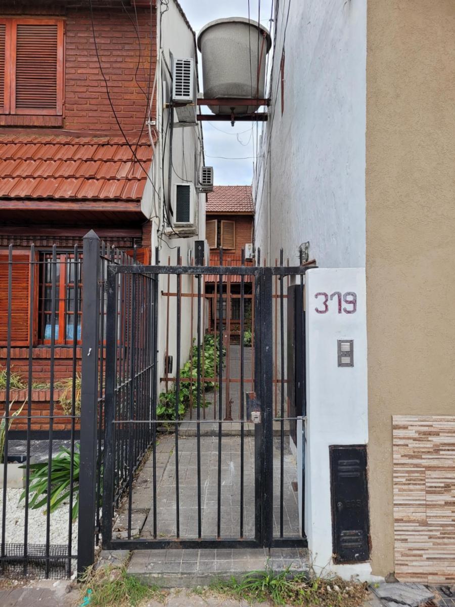 Larrea 319 · La Matanza — foto 3