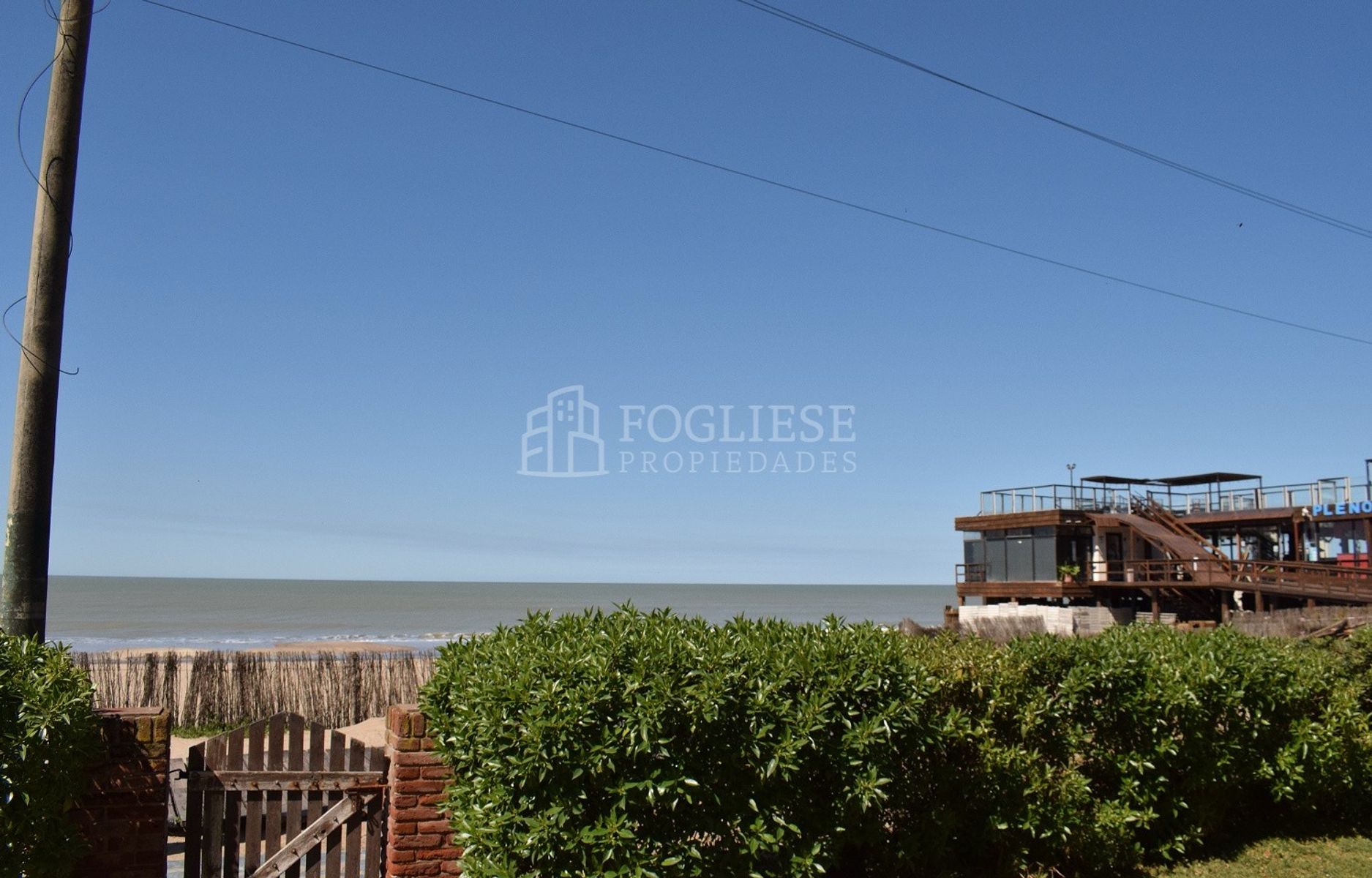 Avenida 1 entre Paseos 104 y 105 · Villa Gesell — foto 19