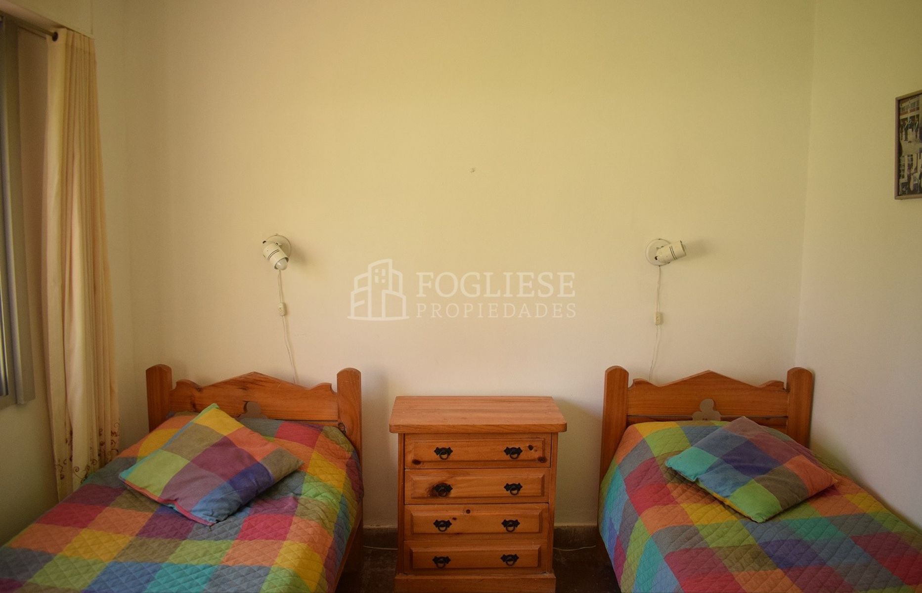 Avenida 1 entre Paseos 104 y 105 · Villa Gesell — foto 5