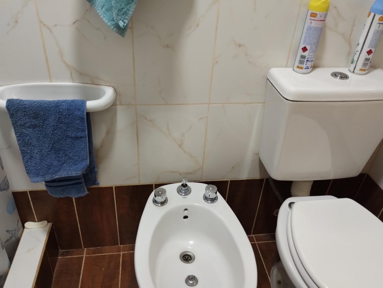 Mazzini 1102, Glew. · Almirante Brown — foto 6