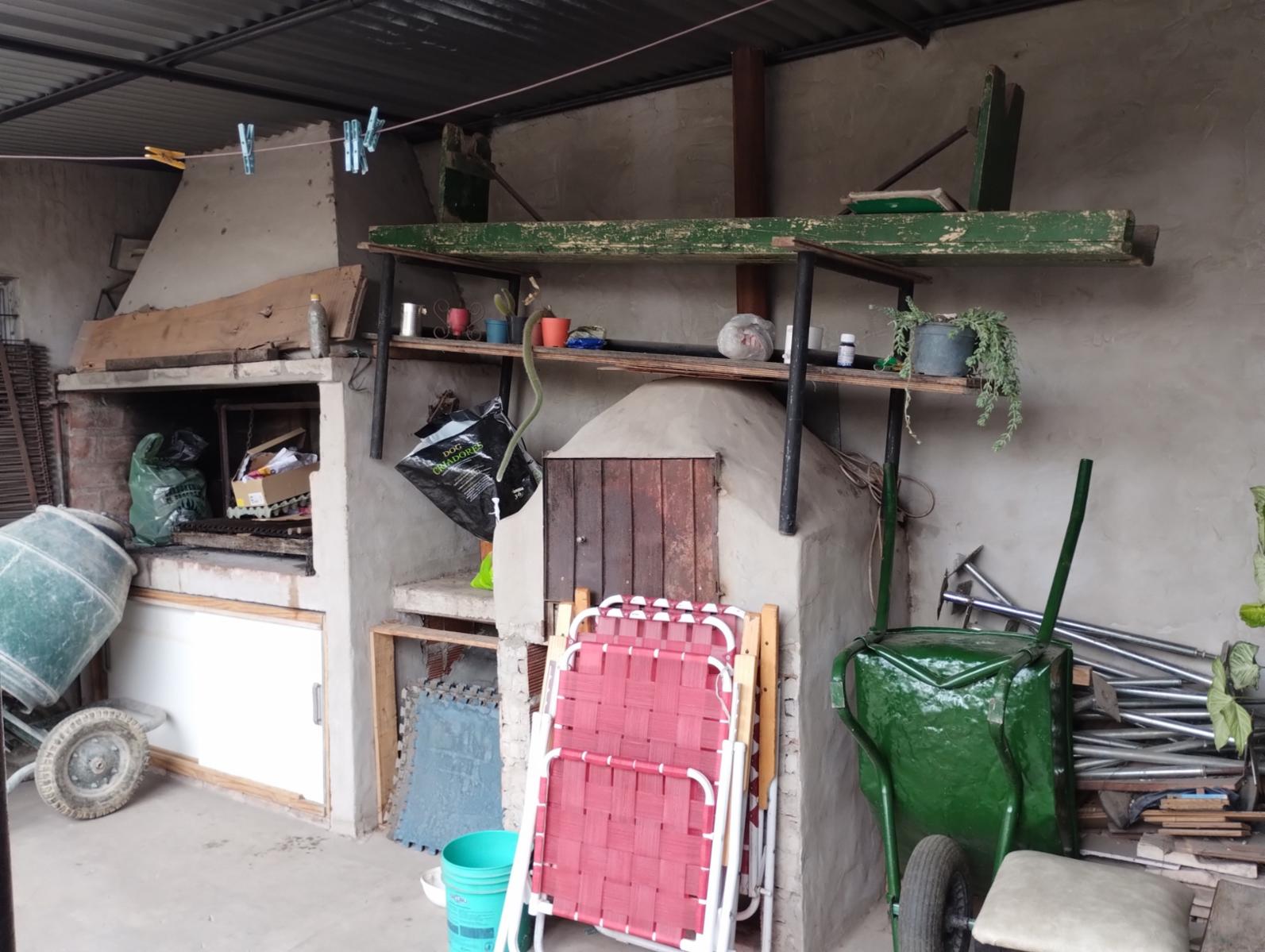 Mazzini 1102, Glew. · Almirante Brown — foto 8