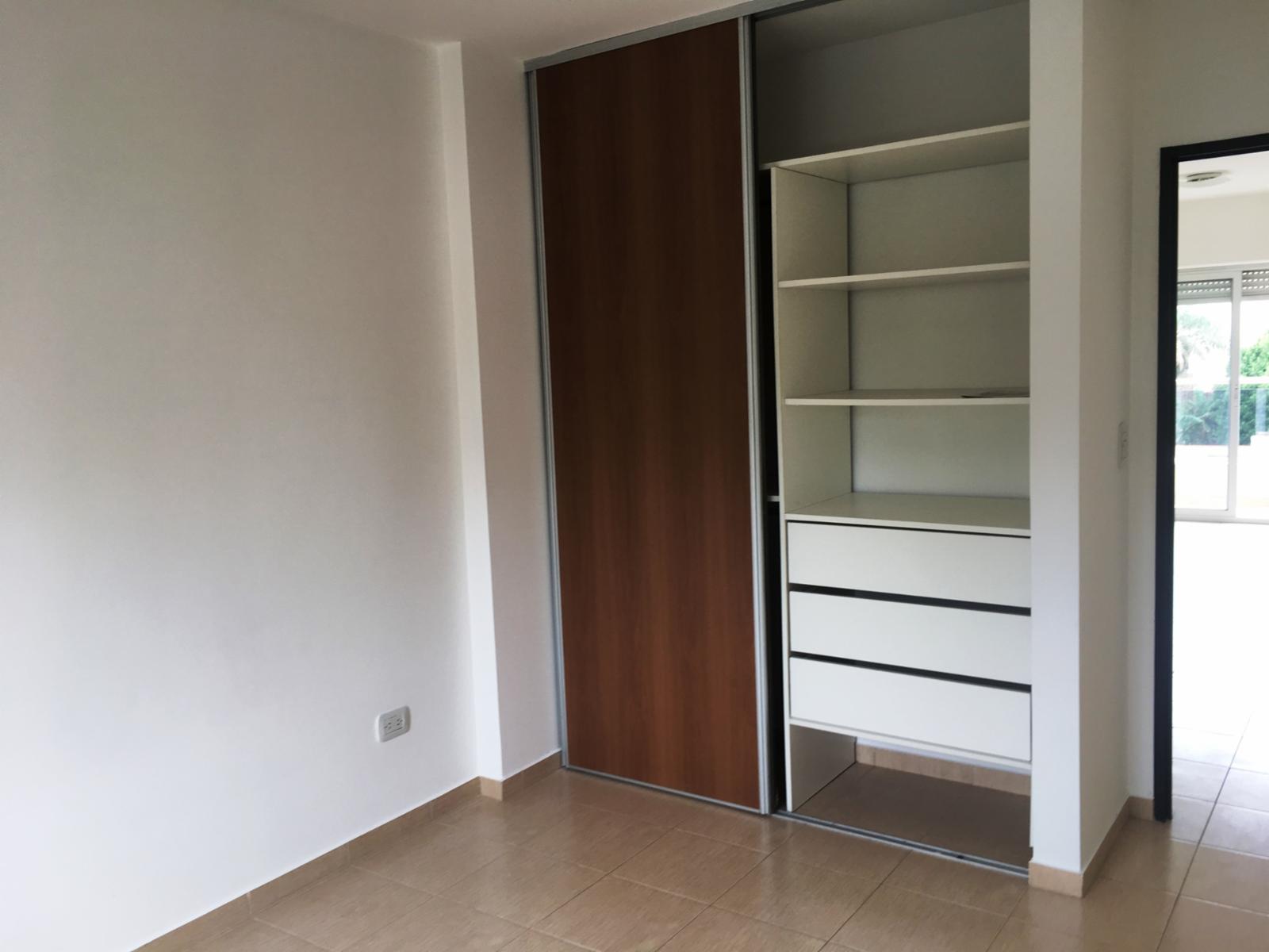 Pellegrini 500 · Morón — foto 5