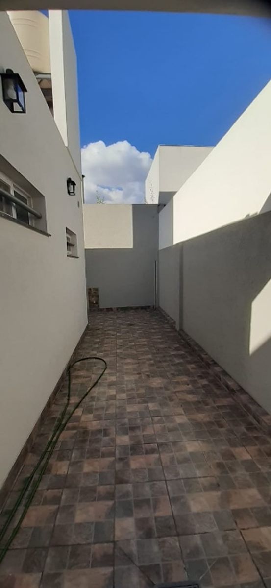 Lagleize 326 · Morón — foto 20