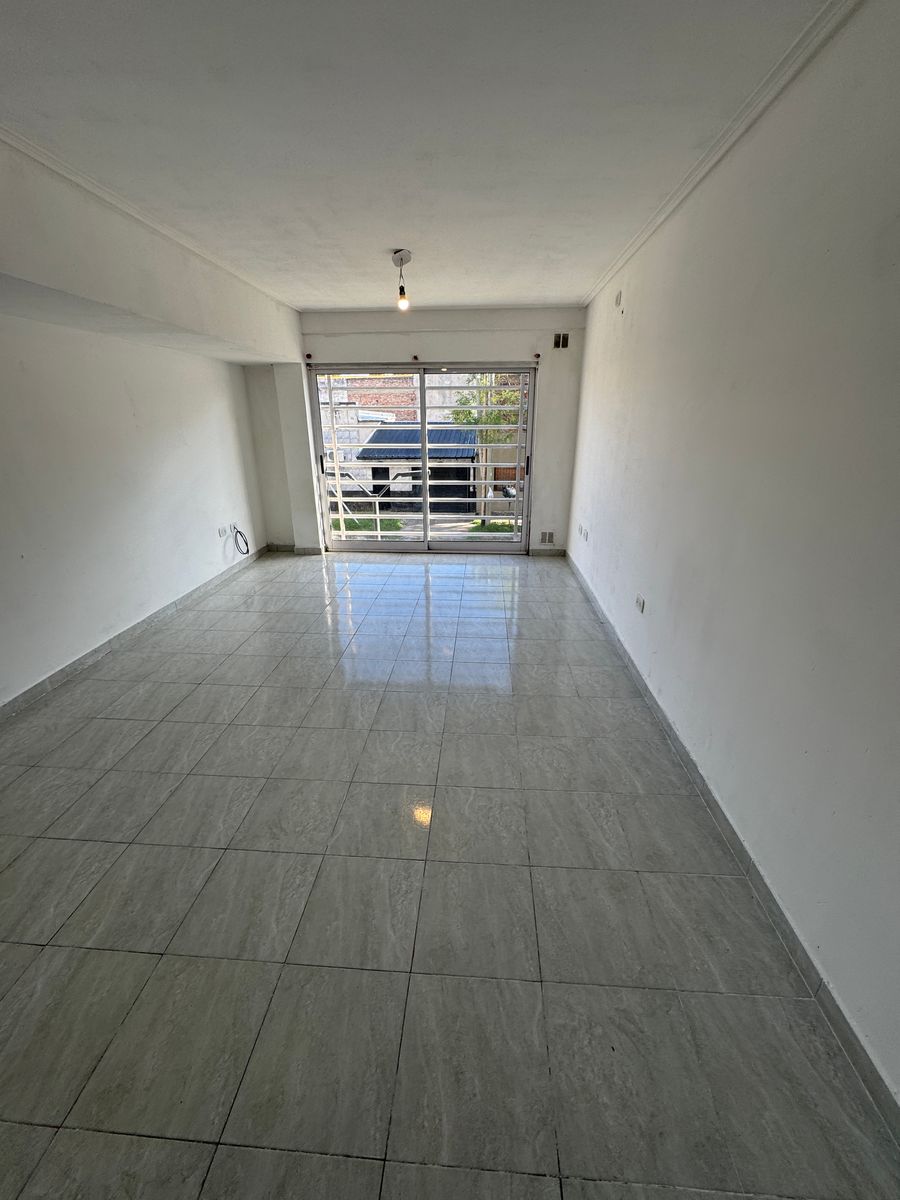 Roma 2424 · Lanús — foto 12
