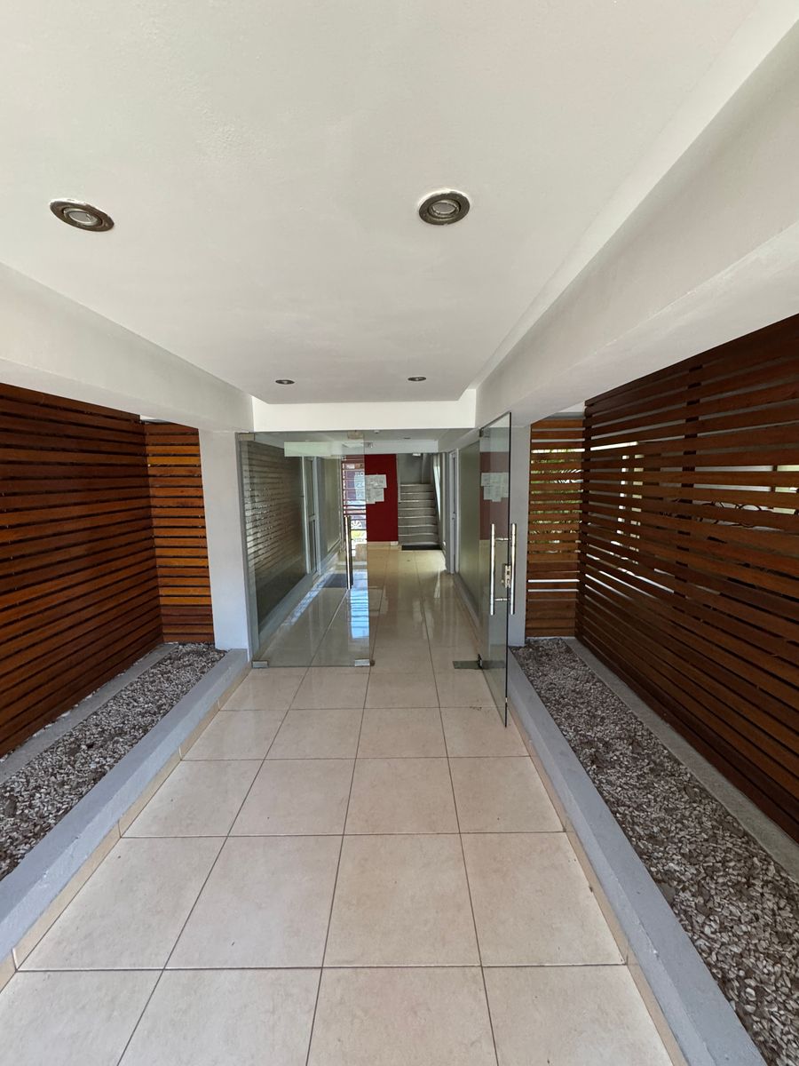 Roma 2424 · Lanús — foto 3