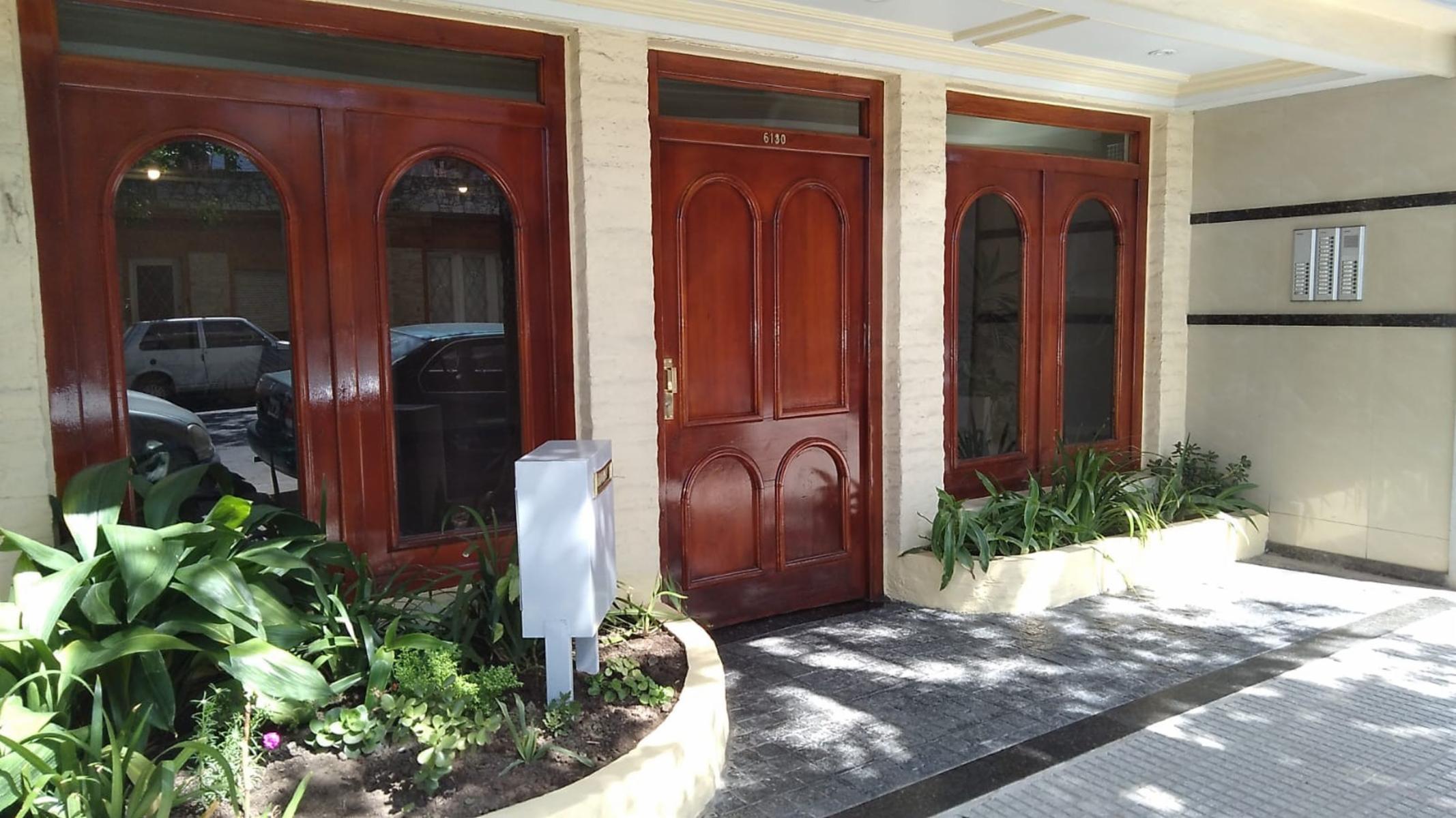 Departamento en VENTA. Edificio 6 años de antiguedad. a nuevo. 2 amb. al frente. bajas expensas