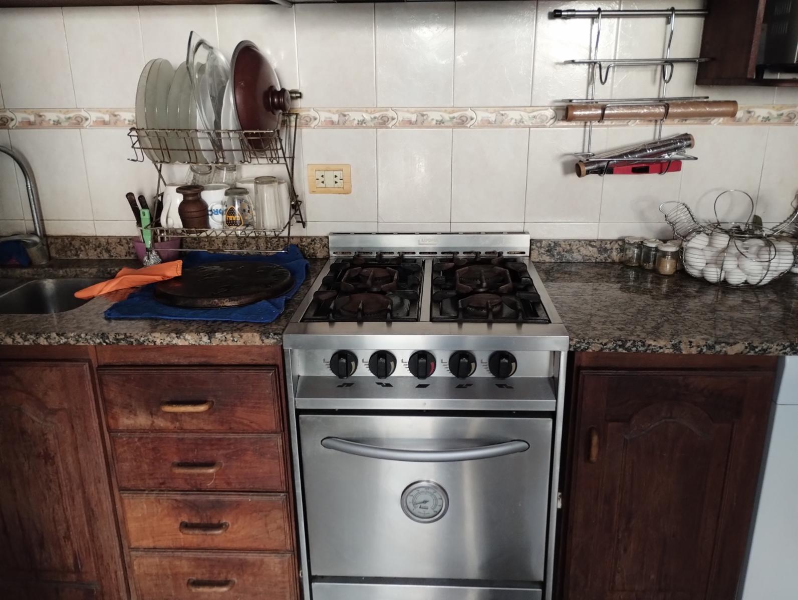 Butler casi Cane, Glew, Almirante Brown. · Almirante Brown — foto 7