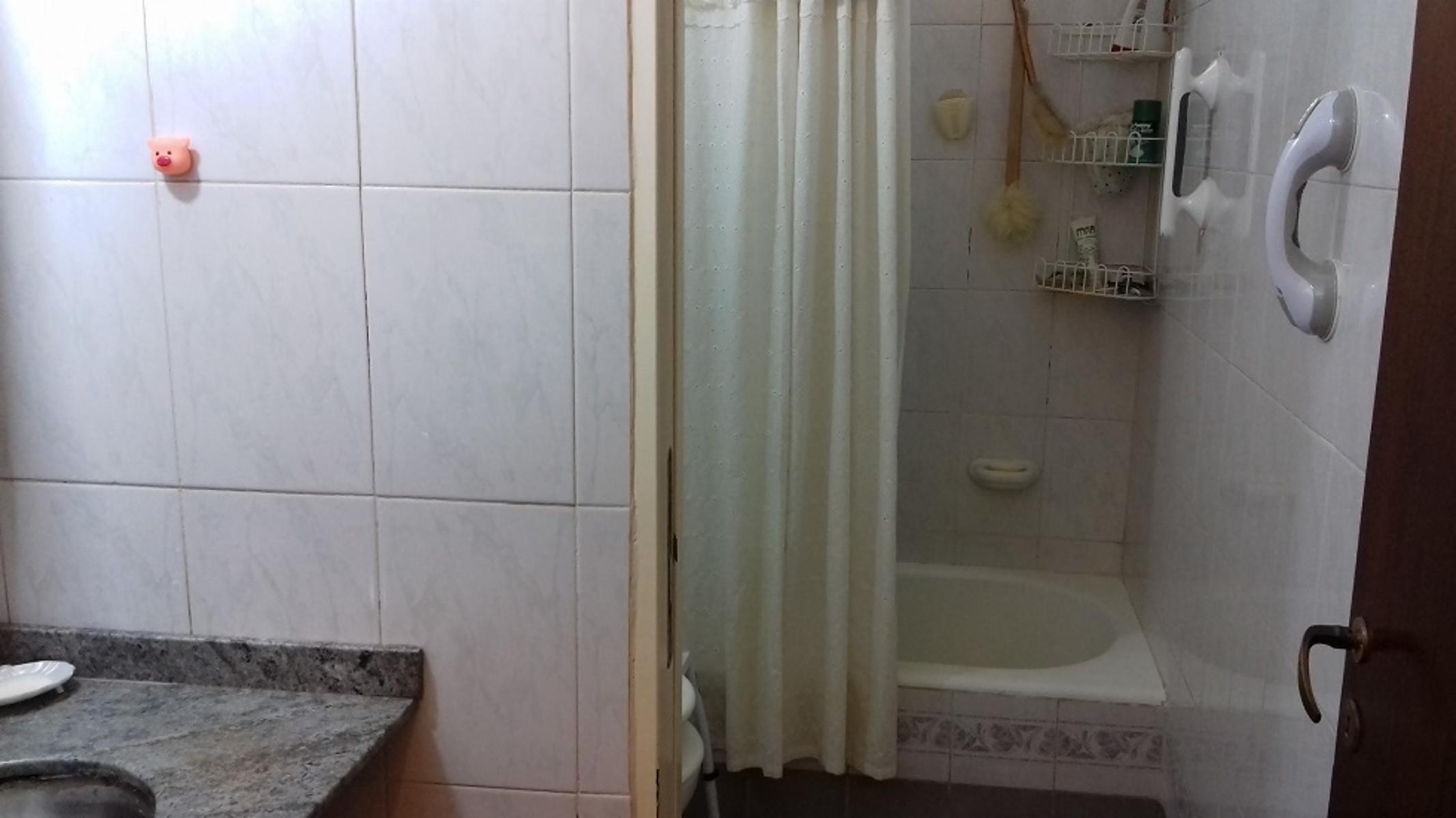 Cnel. R. L. Falcón al 3200 · Floresta — foto 8