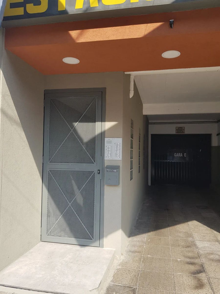 Gral. Bartolomé Mitre 2400 · Morón — foto 13