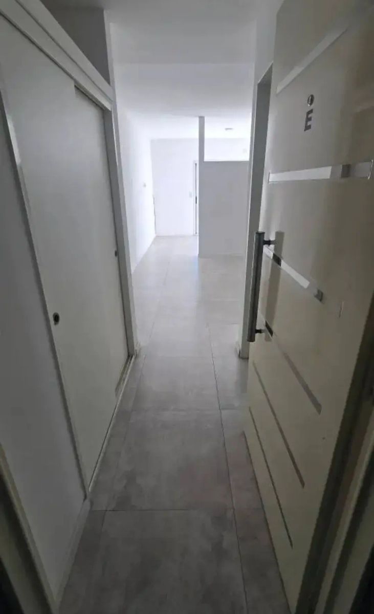 Gral. Bartolomé Mitre 2400 · Morón — foto 16