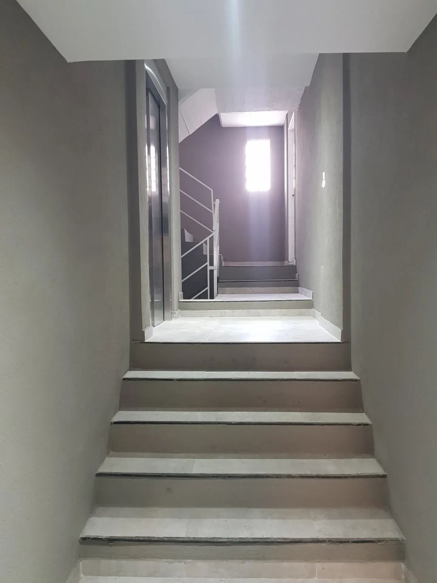 Gral. Bartolomé Mitre 2400 · Morón — foto 3