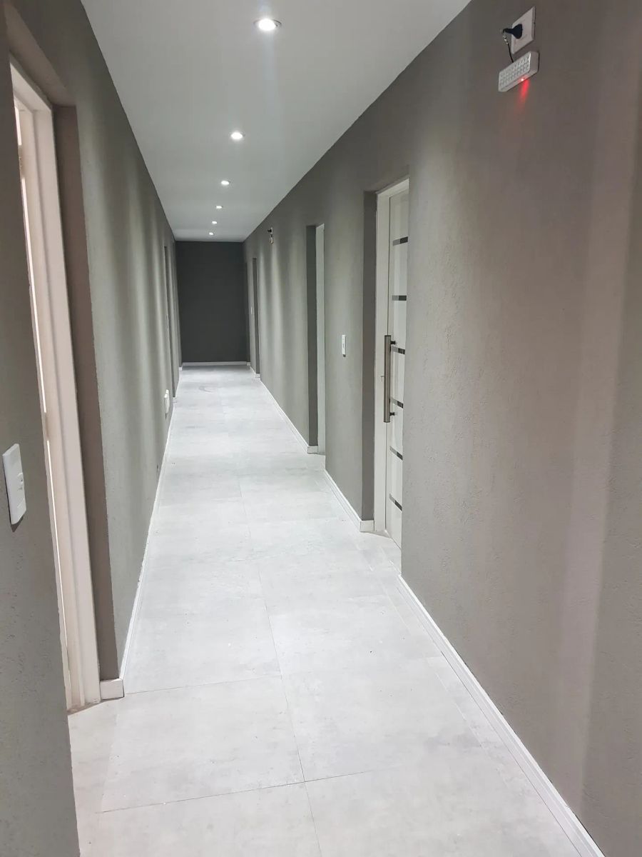 Gral. Bartolomé Mitre 2400 · Morón — foto 6