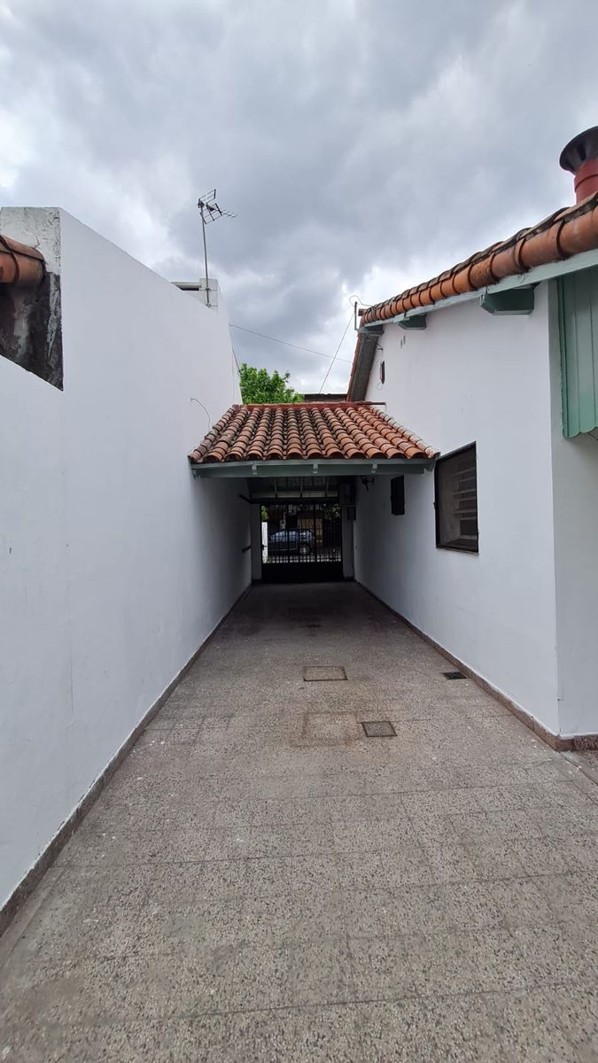Suipacha 1285 Haedo · La Matanza — foto 10