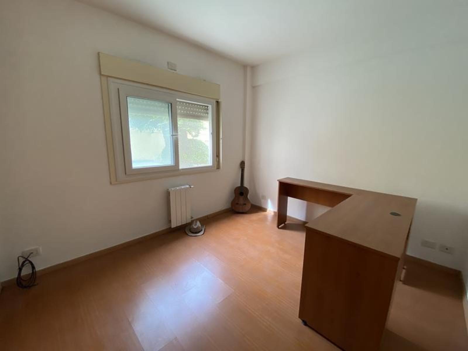 Gascón 32 · Lomas De Zamora — foto 11