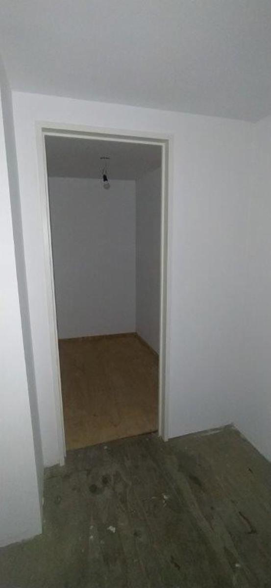 LINCHESTEIN 84 · Lomas De Zamora — foto 16