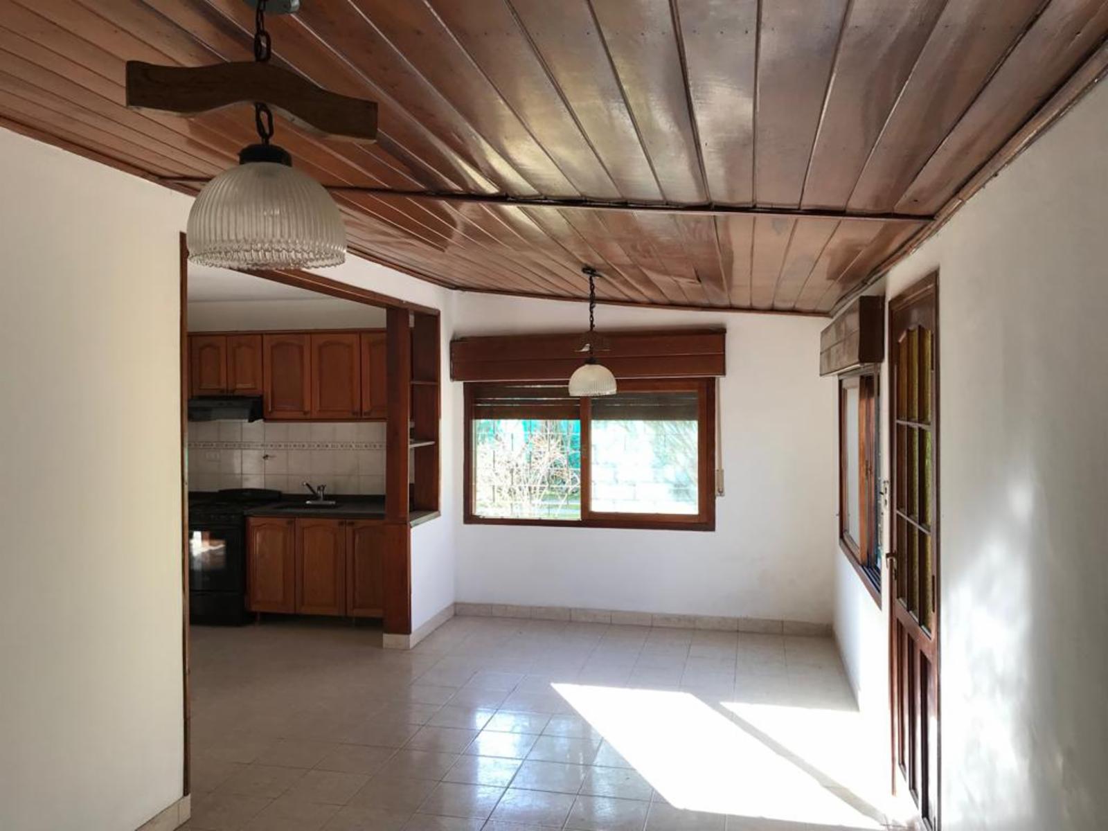 Casa estilo "Vintage" - 3 Dormitorios - Parque - Piscina - Pavimento · Escobar — foto 5