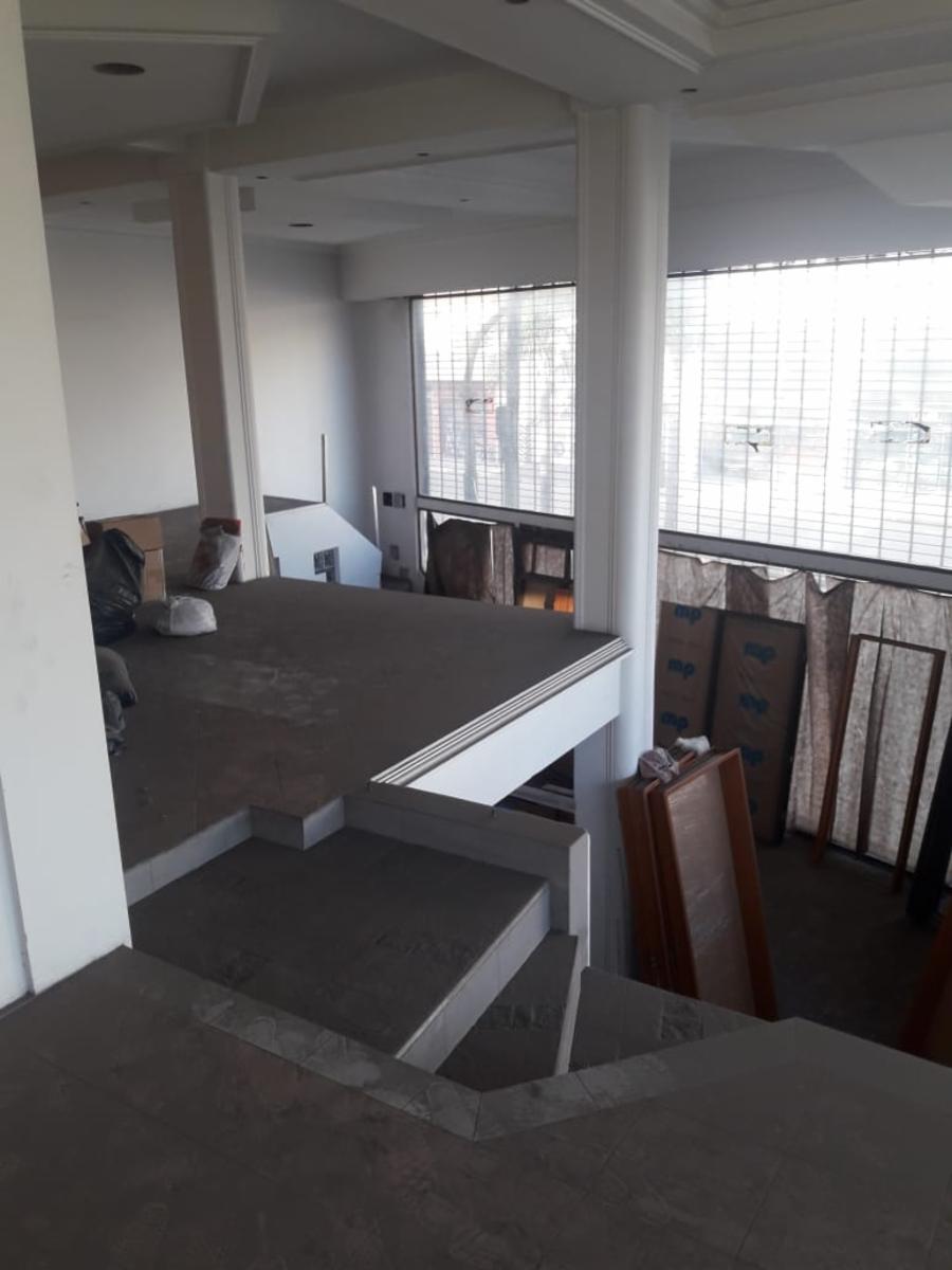 Hipólito Yrigoyen 12295 · Almirante Brown — foto 3