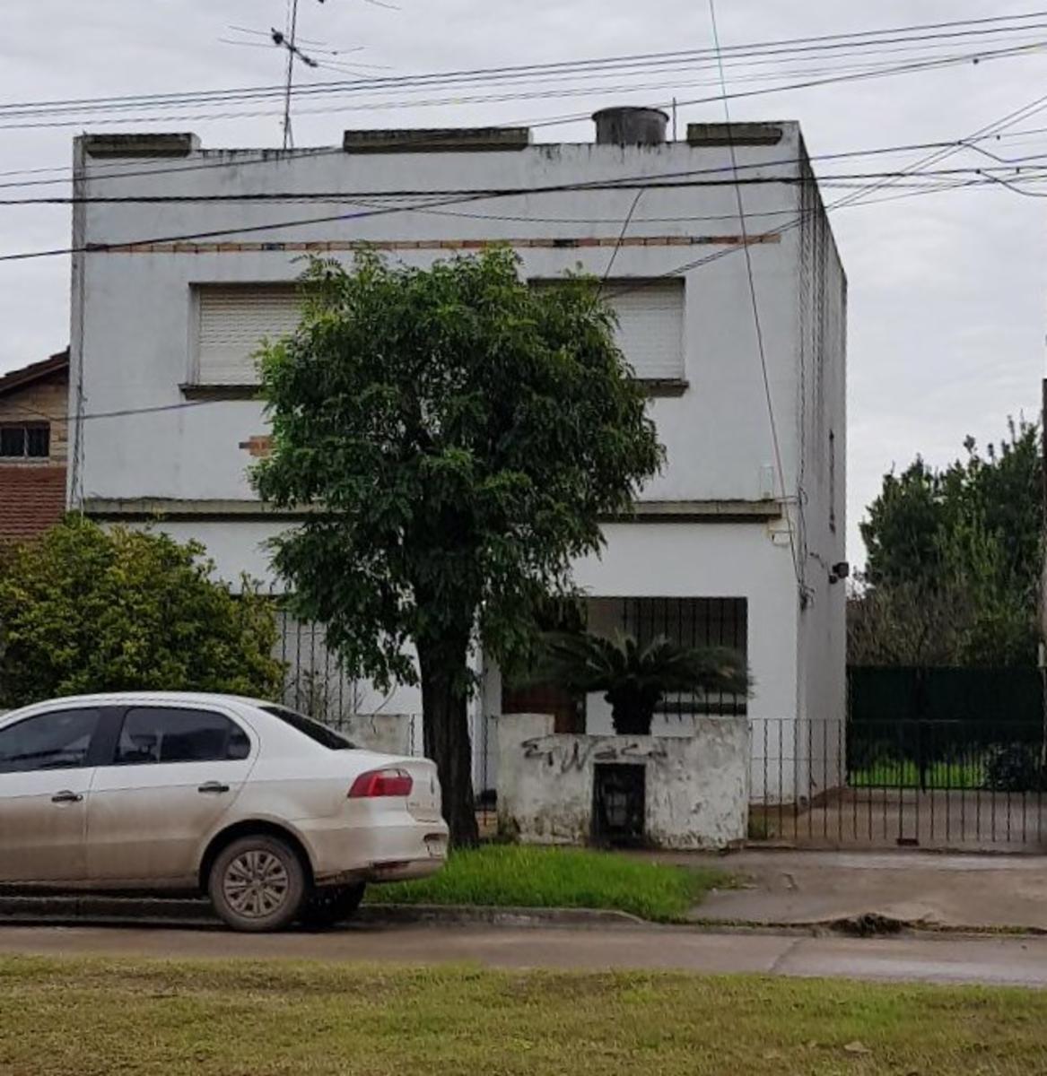 AV. JUAN D. PERON 331 · General Rodriguez — foto 3