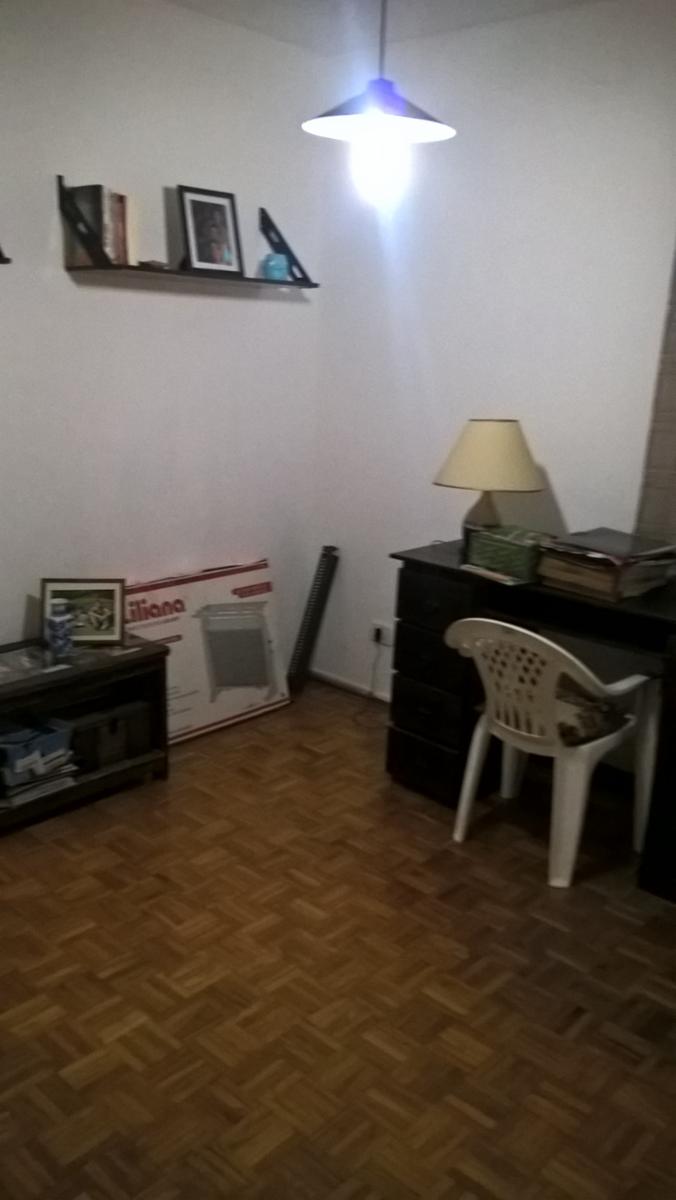 AV VARELA 1400 · Flores — foto 8