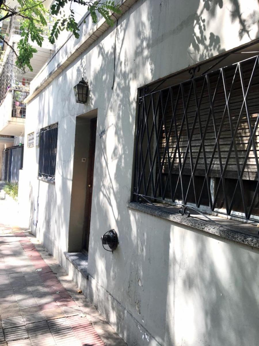 Casa a refaccionar o para poner en valor ubicada en la mejor zona mixta residencial comercial de Victoria