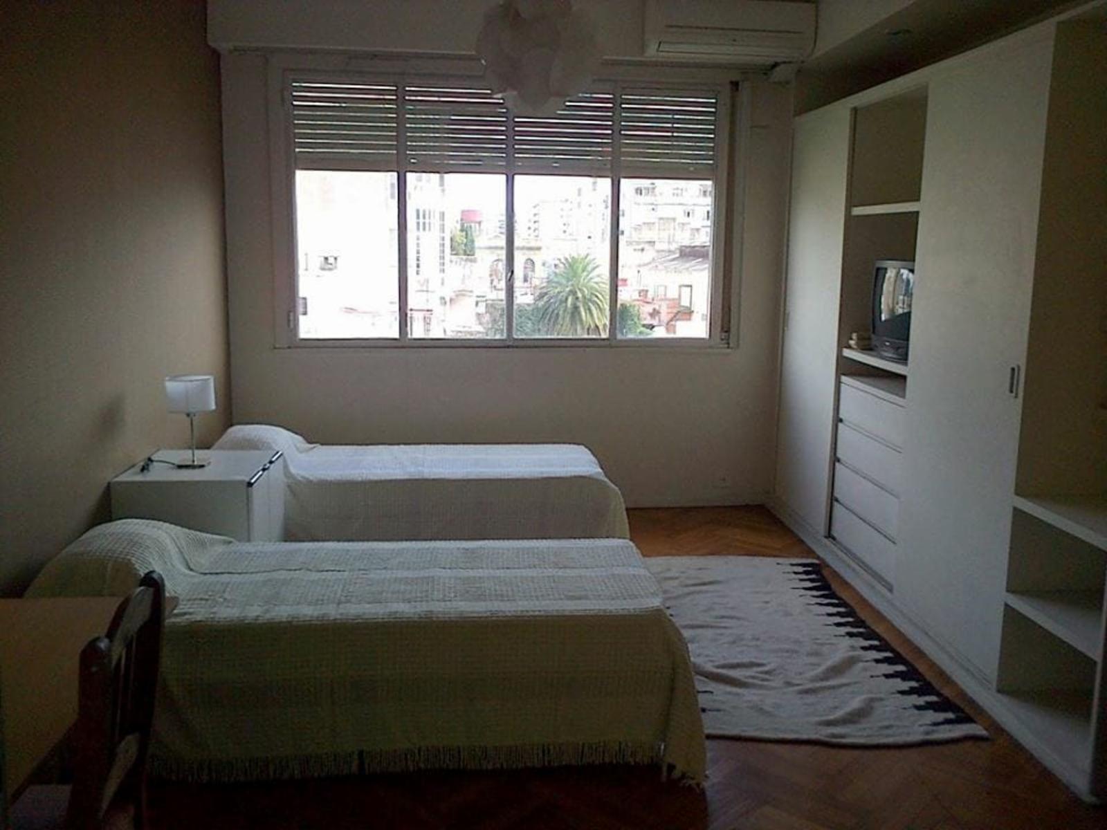 Carlos Calvo 1200 · Monserrat — foto 10