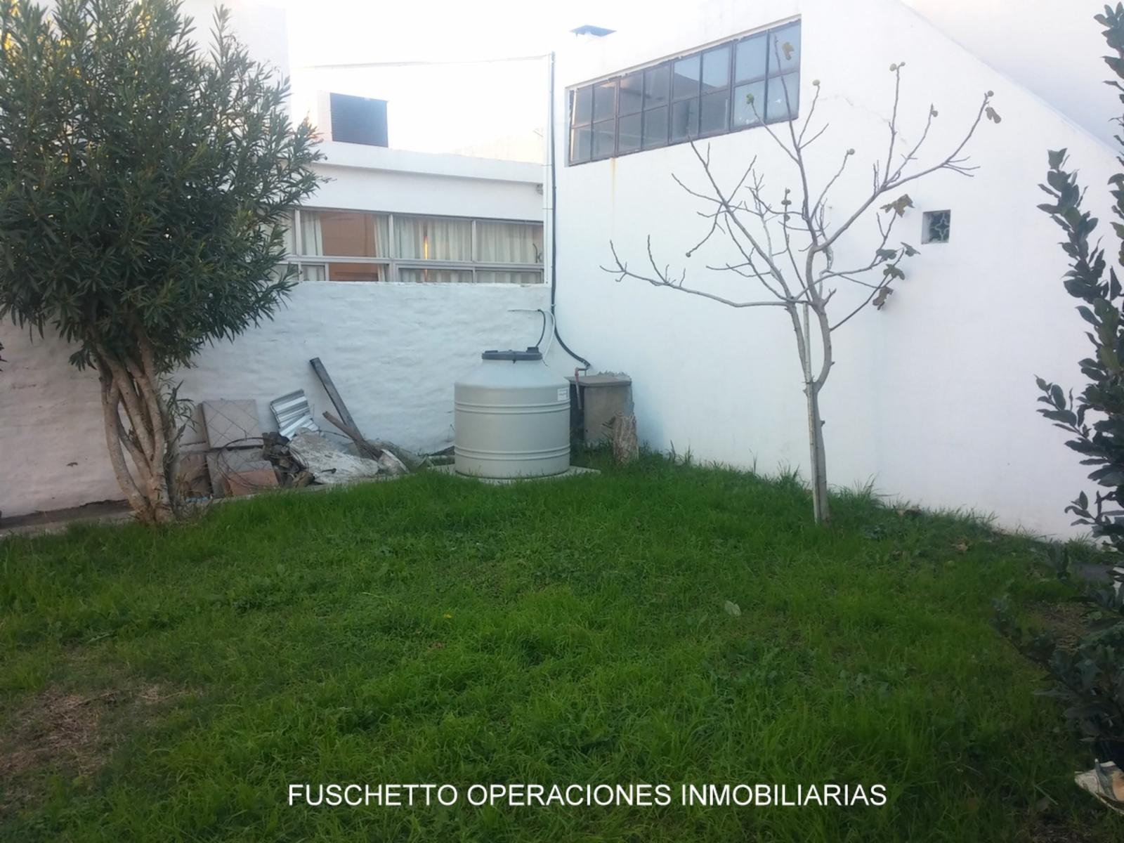 Riobamba 400 · La Matanza — foto 6