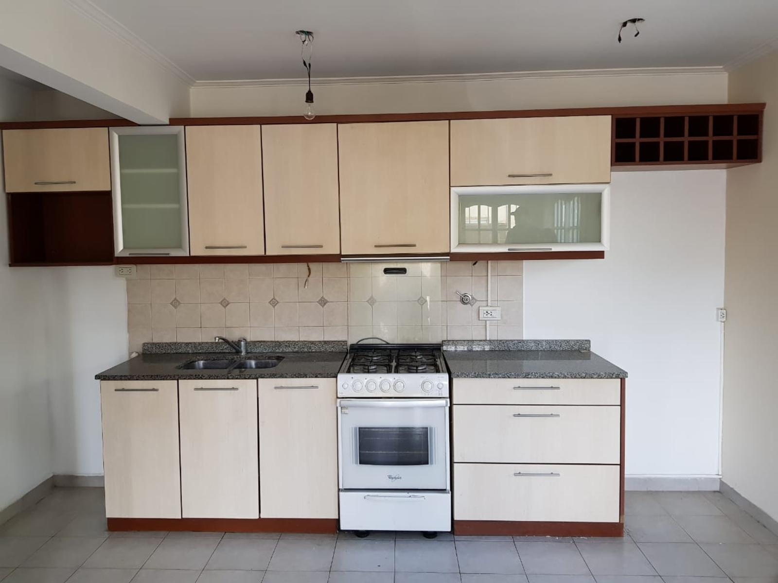 AZCUENAGA 1300 · Quilmes — foto 4