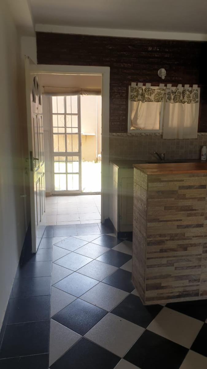 Felix Frias · Hurlingham — foto 11