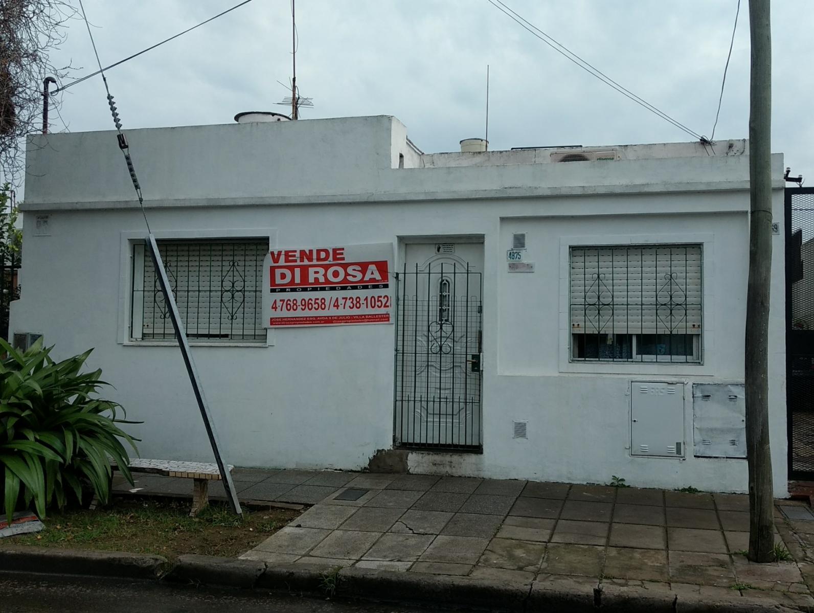 PH  FRENTE 3 AMB A MODERNIZAR/RECICLAR - ALSINA 4875 - VILLA BONICH - SAN MARTIN