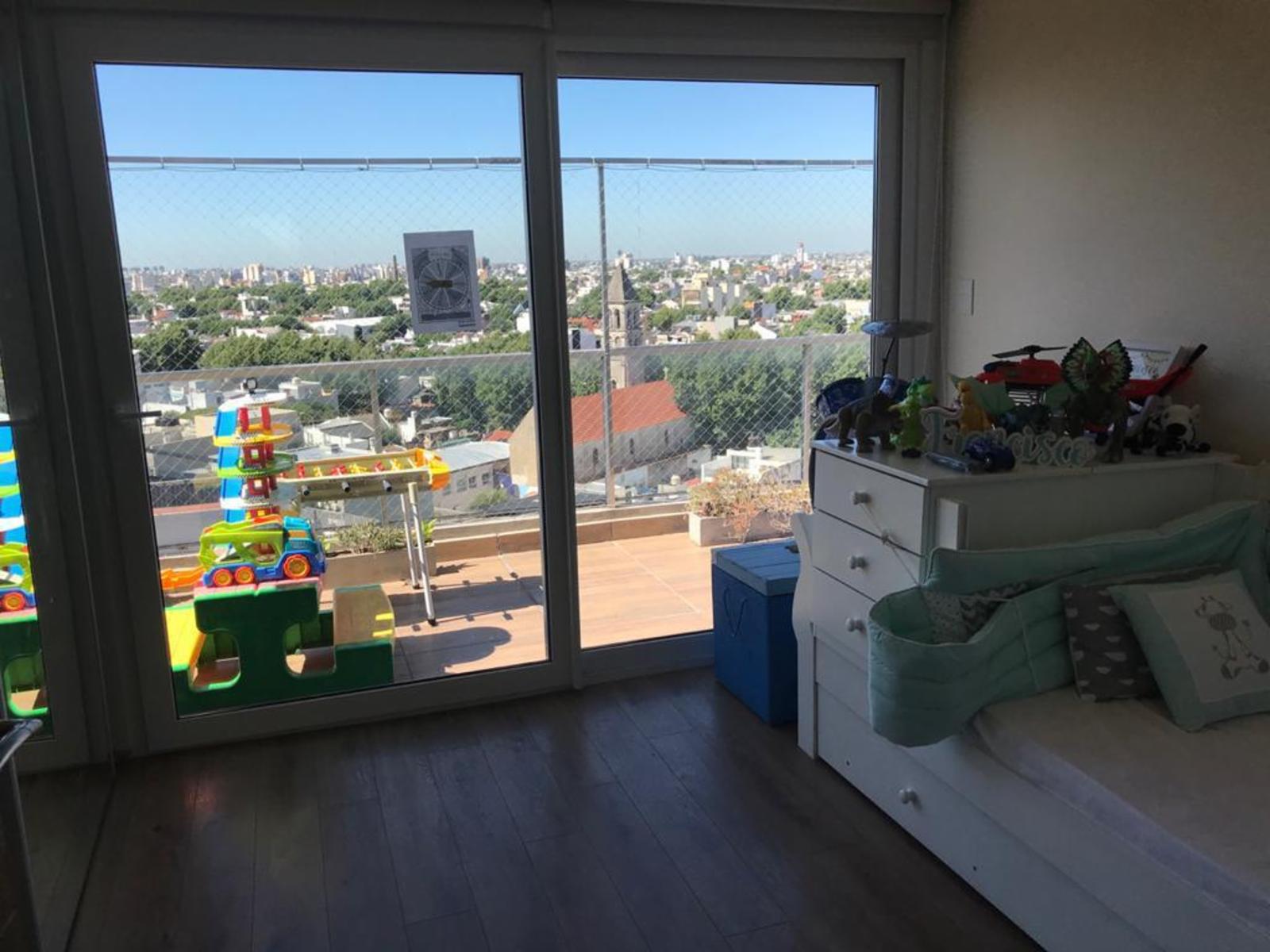 R L FALCON 5700 · Villa Luro — foto 3