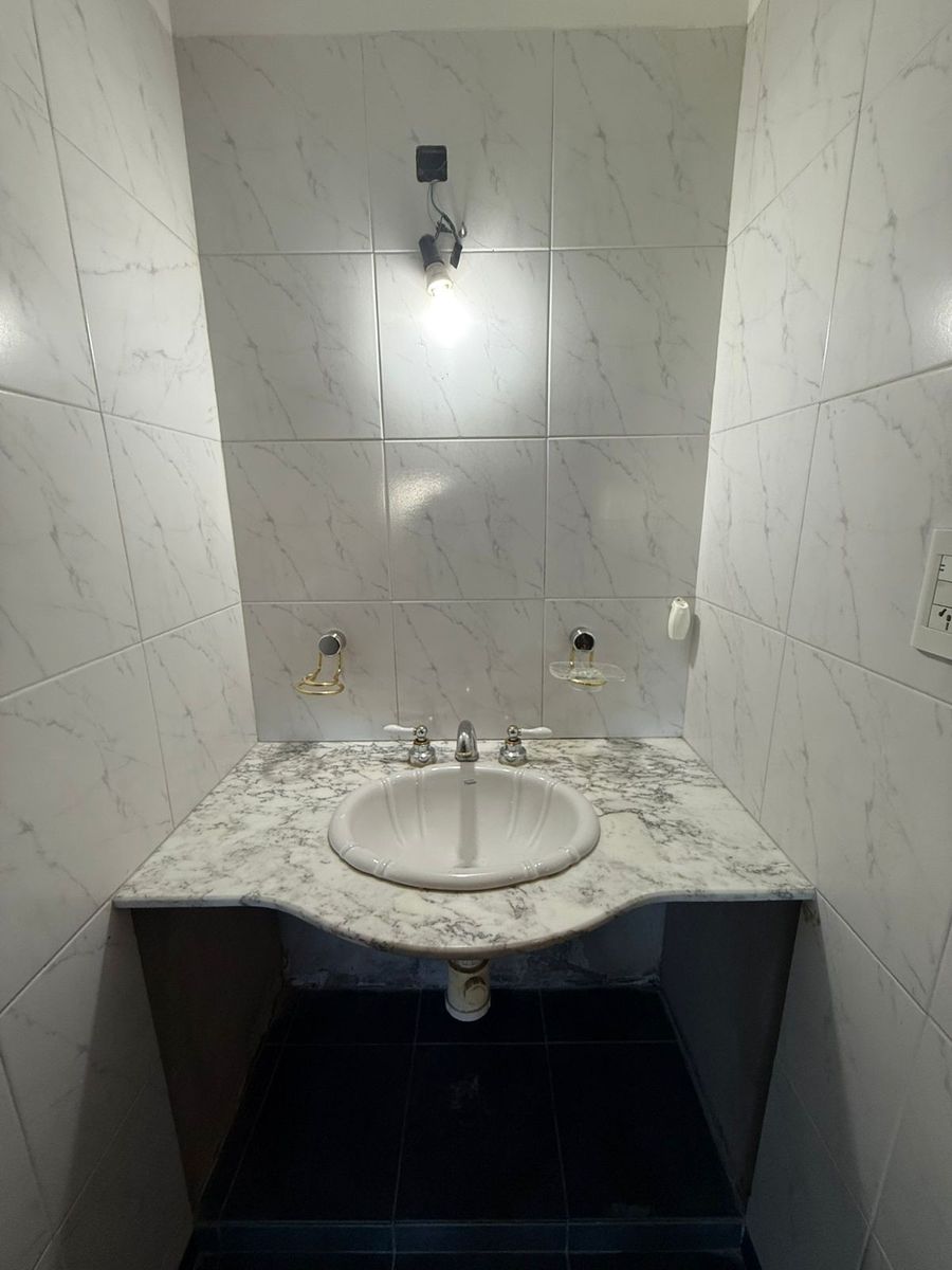 Lucia Miranda 135 · Bahia Blanca — foto 13