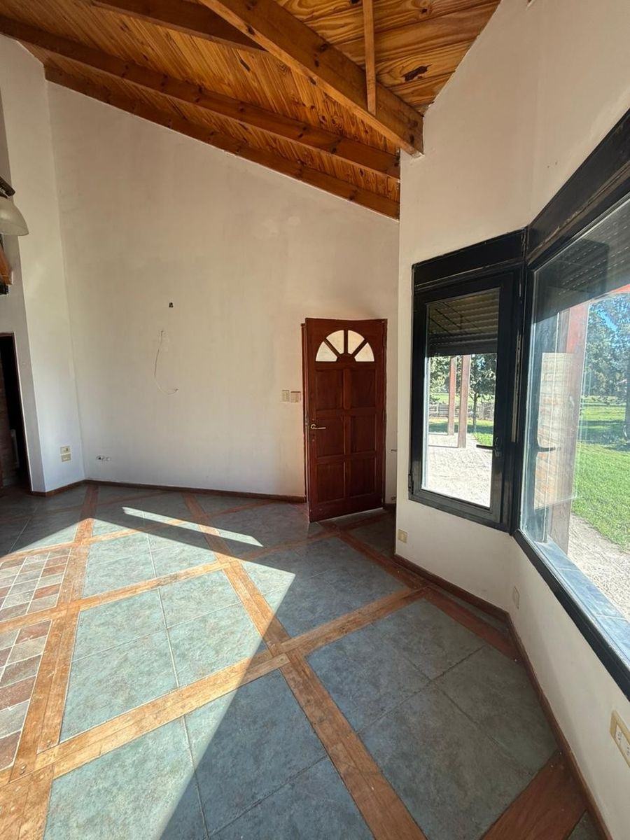 Lucia Miranda 135 · Bahia Blanca — foto 3