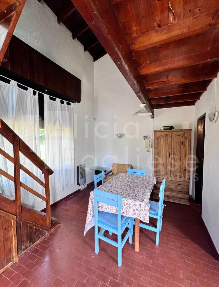 Avenida 5 entre Paseos 126 y 127 · Villa Gesell — foto 4