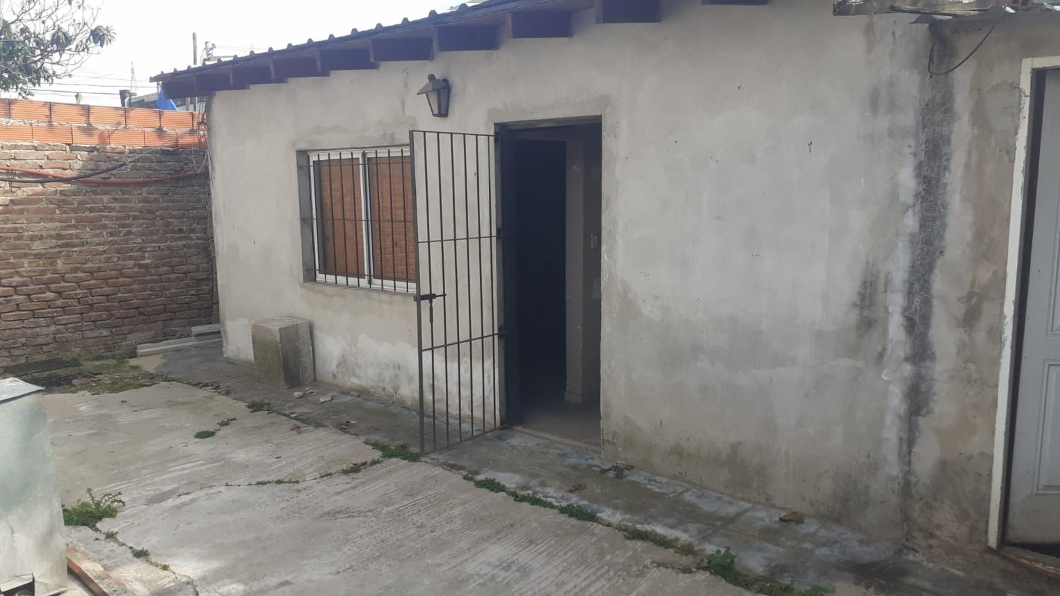 DOMINGO PALMERO 3283 CASTELAR · Morón — foto 14