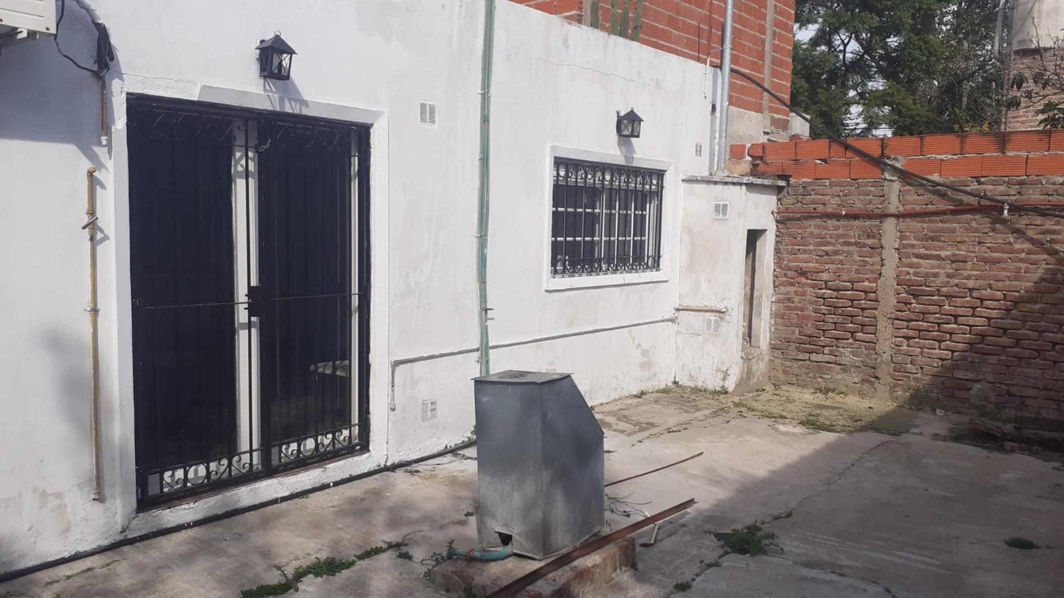 DOMINGO PALMERO 3283 CASTELAR · Morón — foto 18