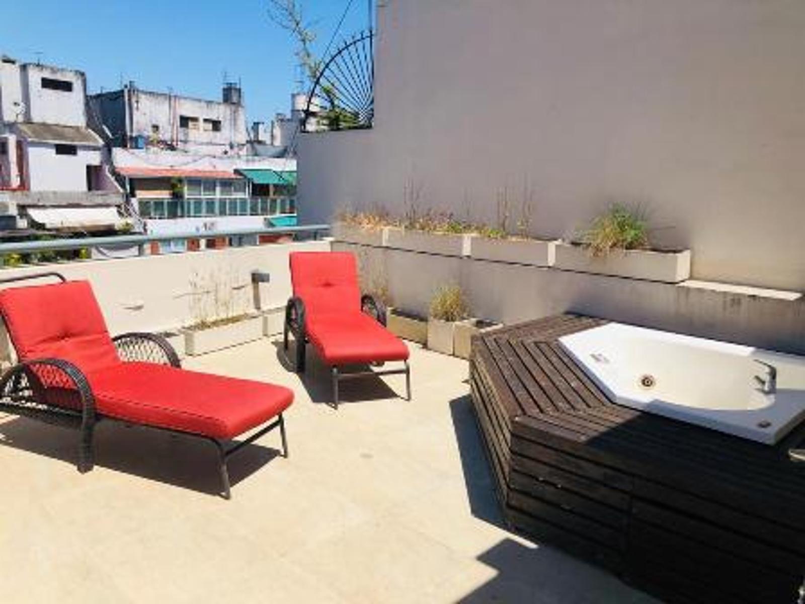 alquilo por dia en RECOLETA PARA 2/4 PERSONAS parrilla balcon wifi free