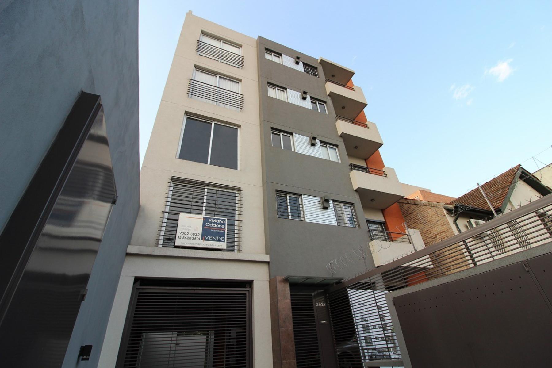 Anatole France 2600 · Morón — foto 9