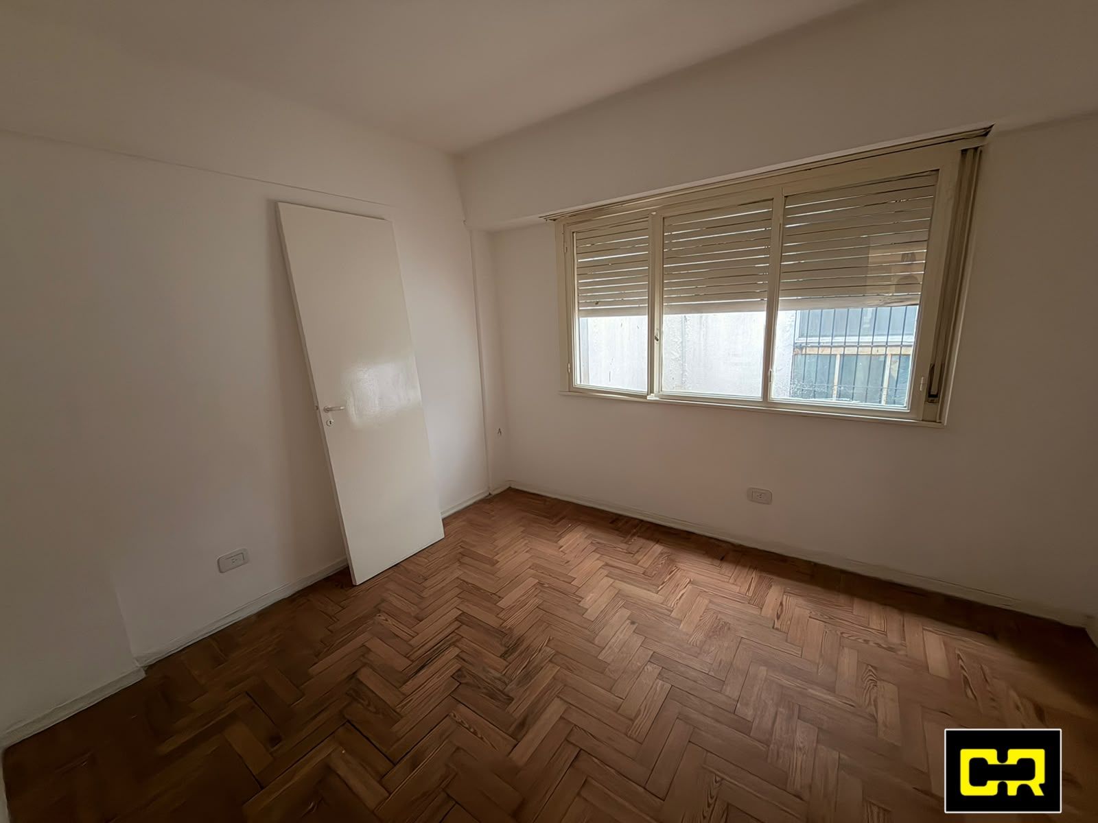 JOAQUIN V GONZALEZ 548 · Floresta — foto 15