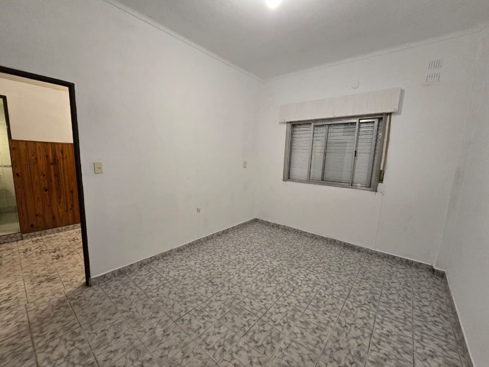 BOULEVARD BUENOS AIRES 1091 DPTO A - COCHERA - · Esteban Echeverría — foto 11
