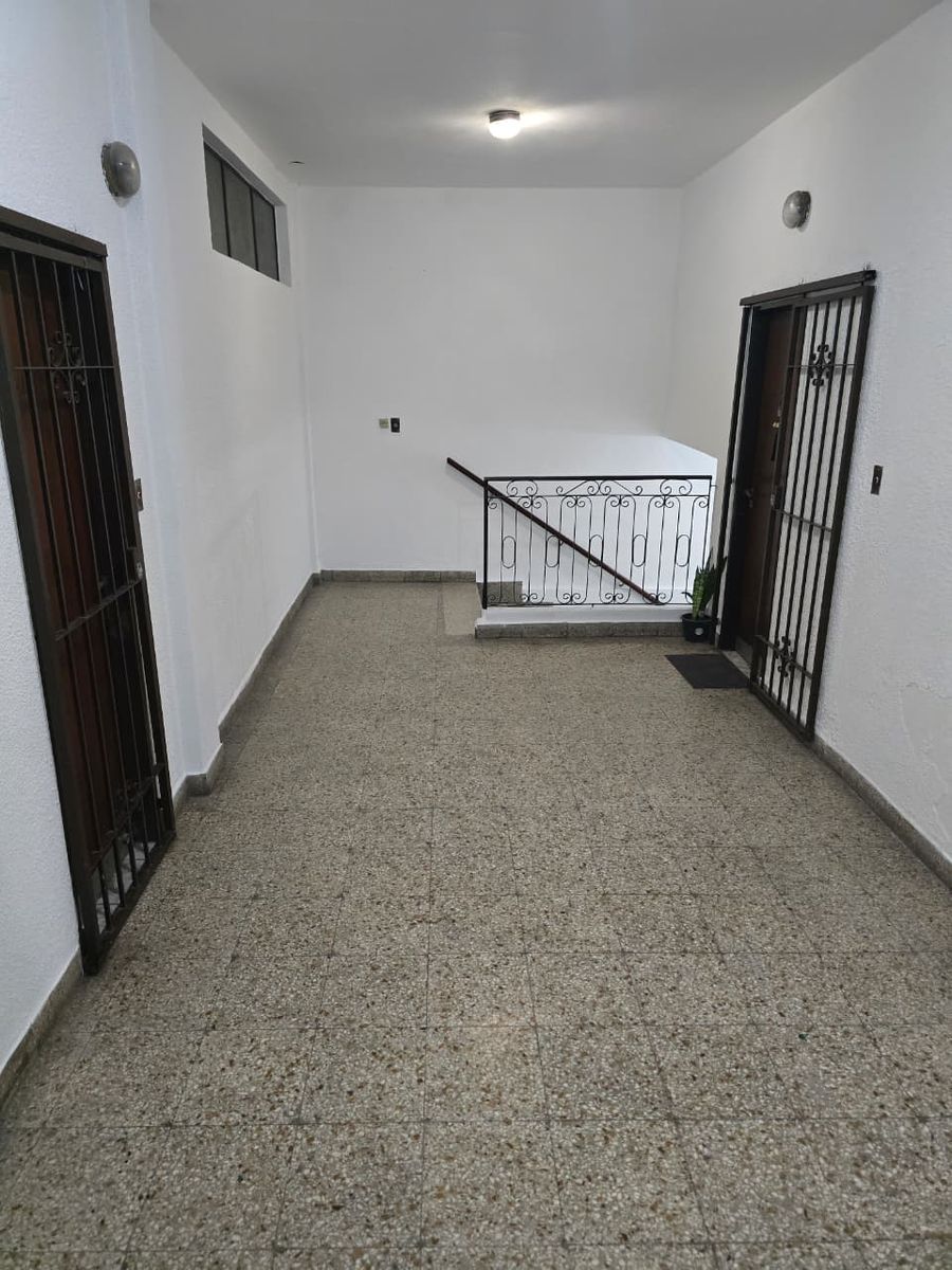 BOULEVARD BUENOS AIRES 1091 DPTO A - COCHERA - · Esteban Echeverría — foto 13